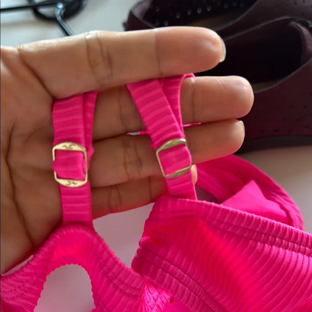 Hollister Pink Sleeveless Crop Top with Cut Out - Picture 11 of 11